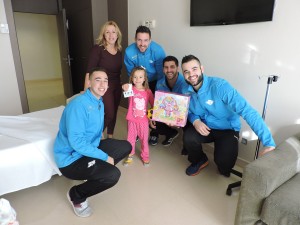Visit from the Benidorm handball Club players to IMED Levante